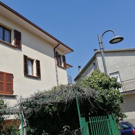 Mille Papaveri Rossi Casa Di Angela Serravalle di Chienti Exterior foto