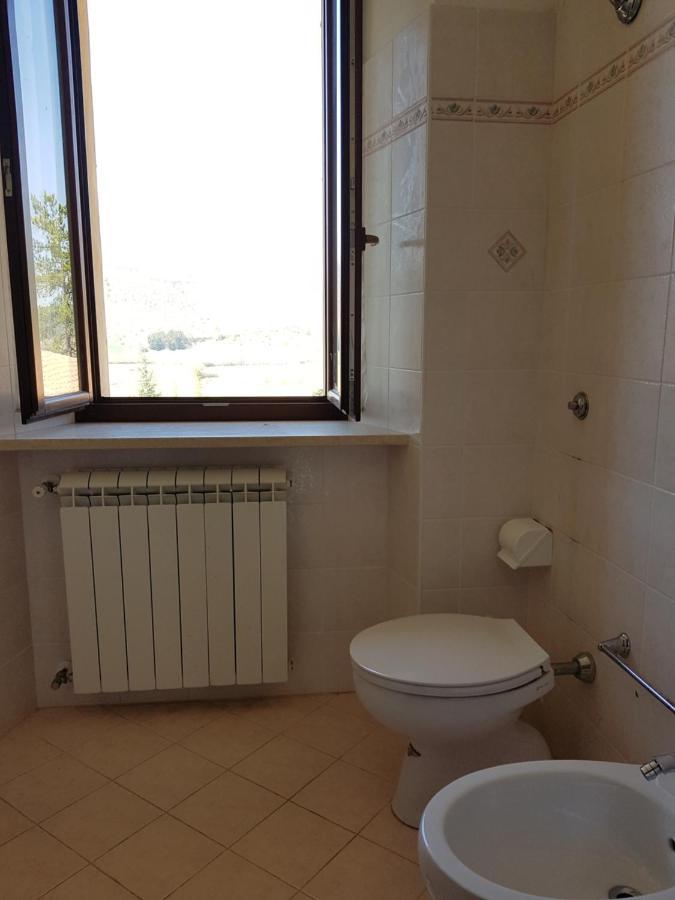 Mille Papaveri Rossi Casa Di Angela Serravalle di Chienti Exterior foto