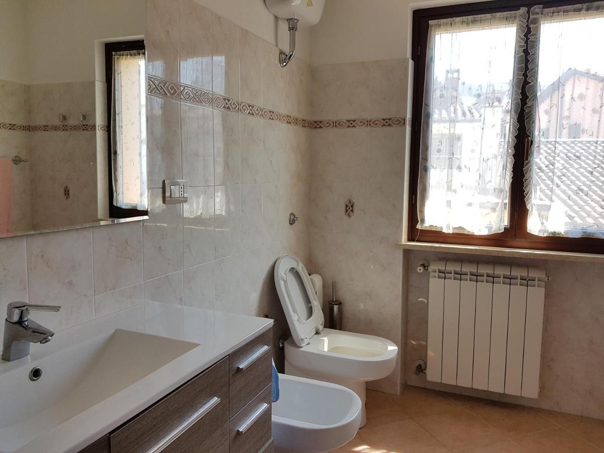 Mille Papaveri Rossi Casa Di Angela Serravalle di Chienti Exterior foto