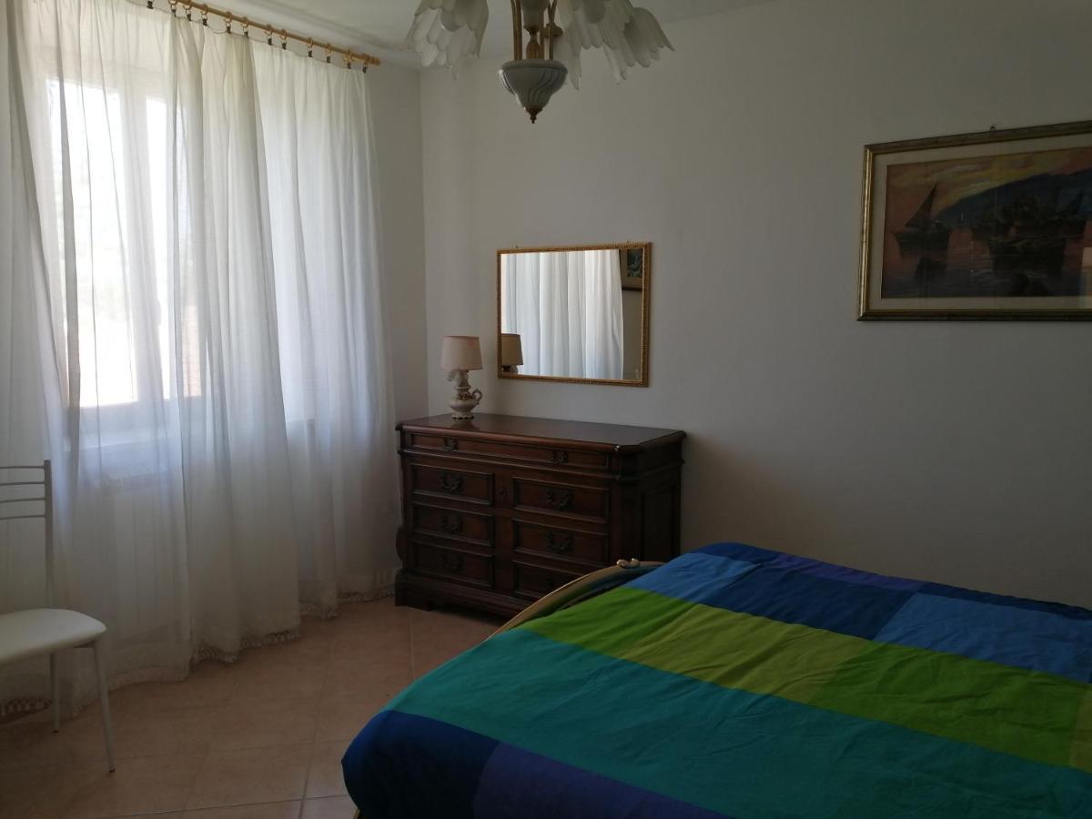 Mille Papaveri Rossi Casa Di Angela Serravalle di Chienti Exterior foto