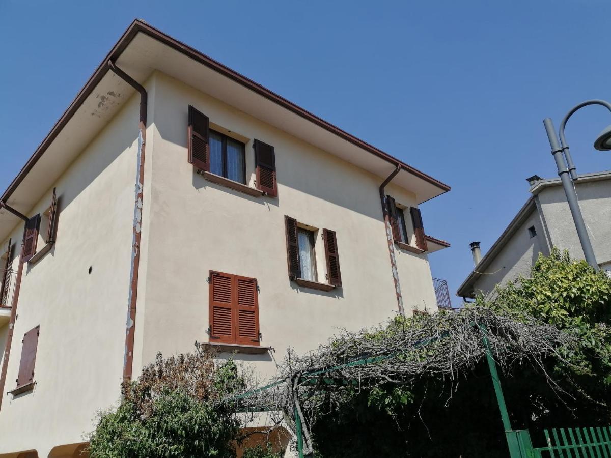 Mille Papaveri Rossi Casa Di Angela Serravalle di Chienti Exterior foto