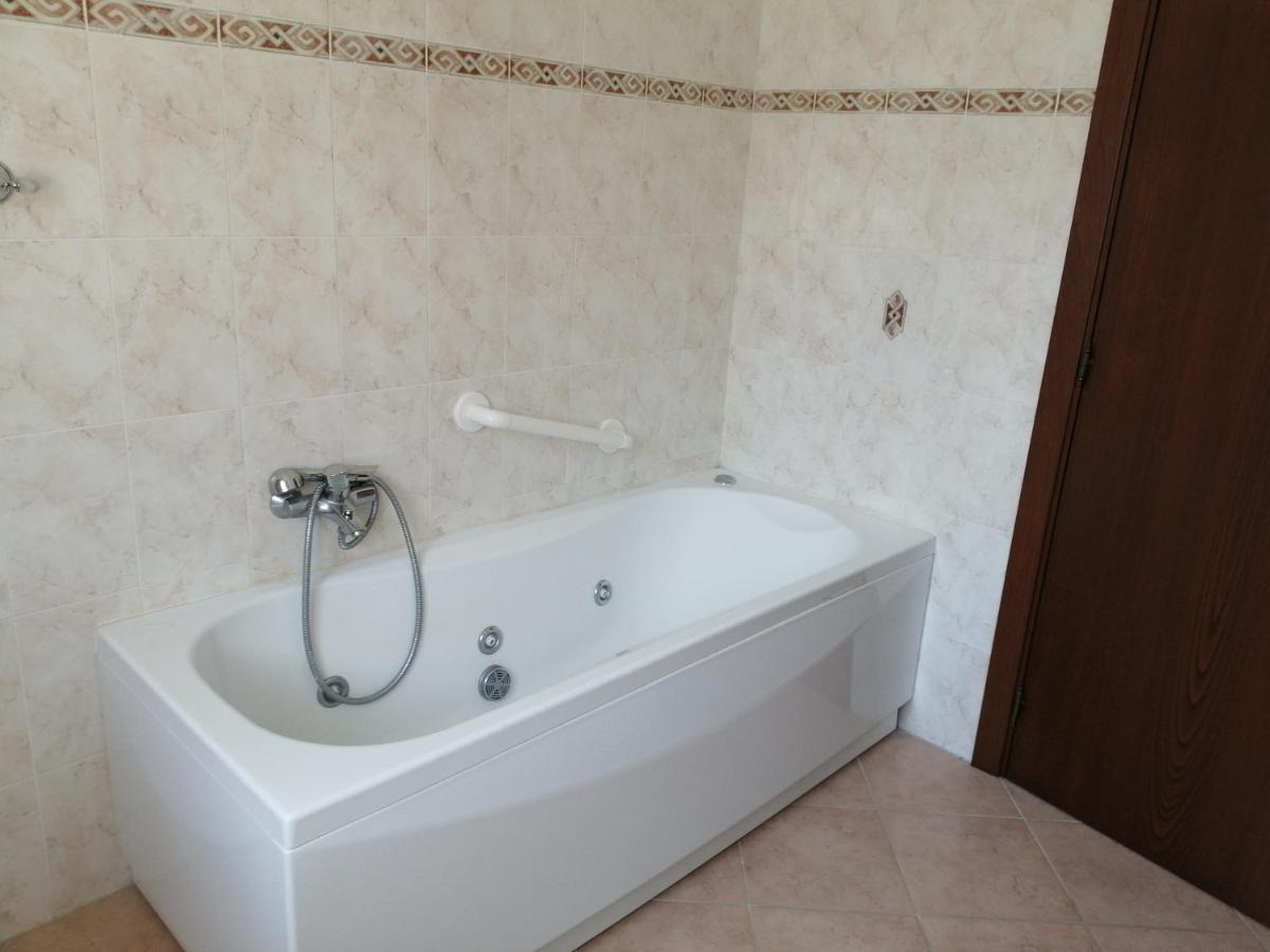 Mille Papaveri Rossi Casa Di Angela Serravalle di Chienti Exterior foto