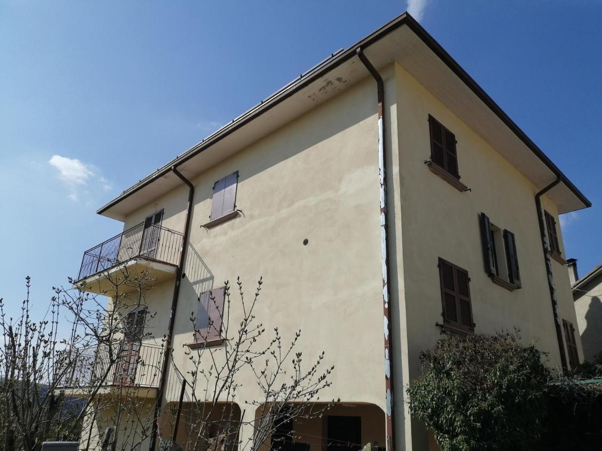 Mille Papaveri Rossi Casa Di Angela Serravalle di Chienti Exterior foto