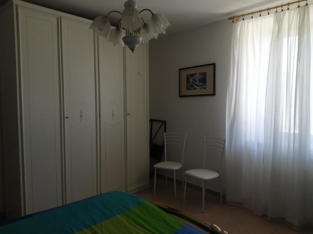 Mille Papaveri Rossi Casa Di Angela Serravalle di Chienti Exterior foto